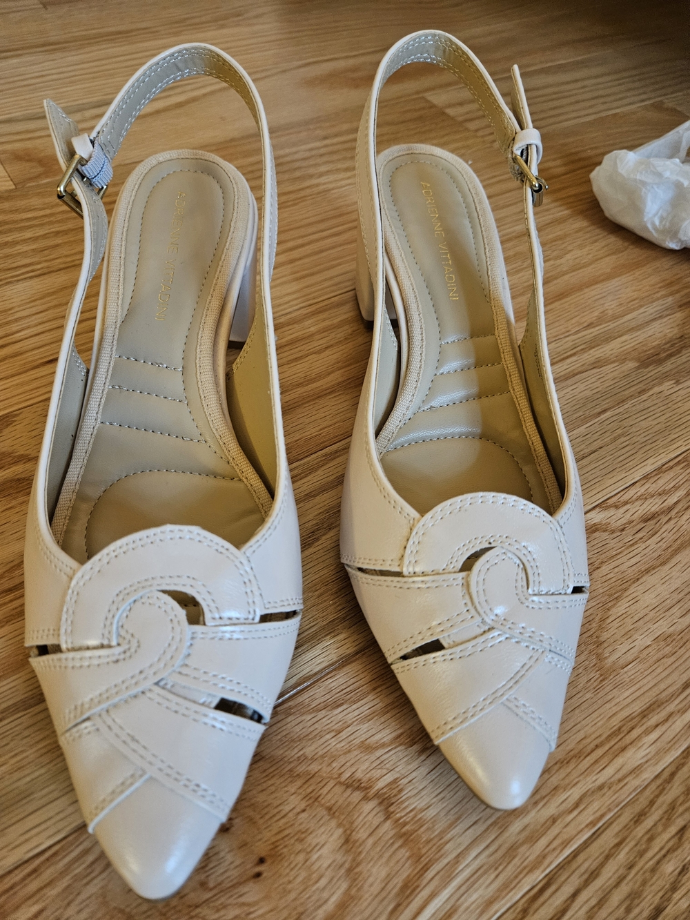 Adrienne Vittadini Cream Pointed Slingback Heels